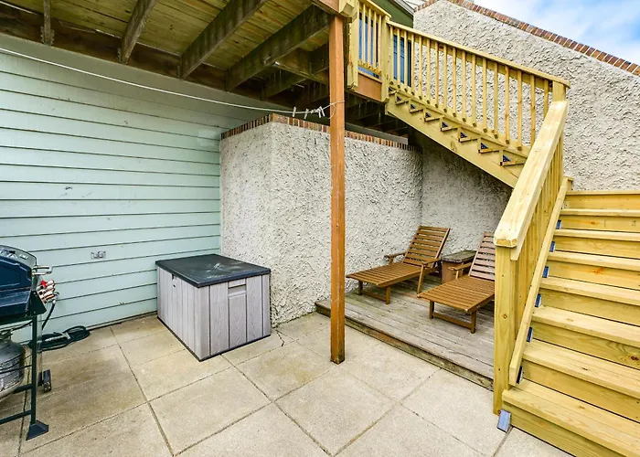 Renovated Condo, Private Patio W/ Outdoor Dining! * Ocean City